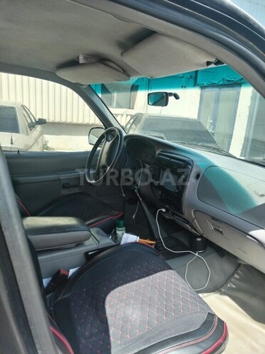 Ford Explorer 1996, 278,000 km - 4.0 l - Bakı