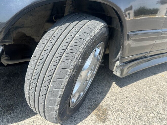 Mercedes E 250 1988, 339,580 km - 2.5 l - Bakı