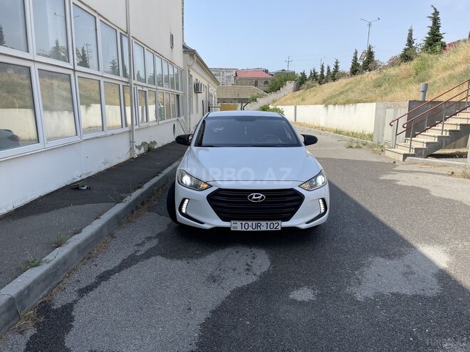 Hyundai Elantra 2017, 143,232 km - 2.0 л - Bakı