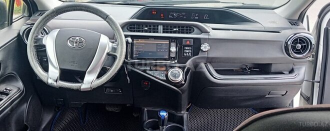 Toyota Aqua 2017, 159,000 km - 1.5 l - Bakı
