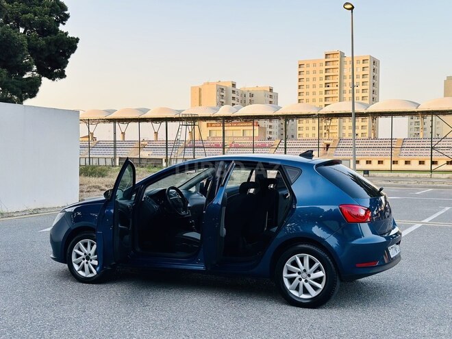 SEAT Ibiza-8