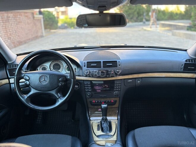 Mercedes E 200 2006, 213,500 km - 1.8 l - Bakı