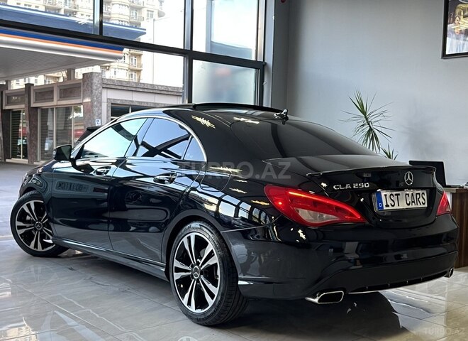 Mercedes CLA 250-9