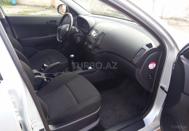 Hyundai i30 2009, 137,700 km - 1.4 l - Bakı