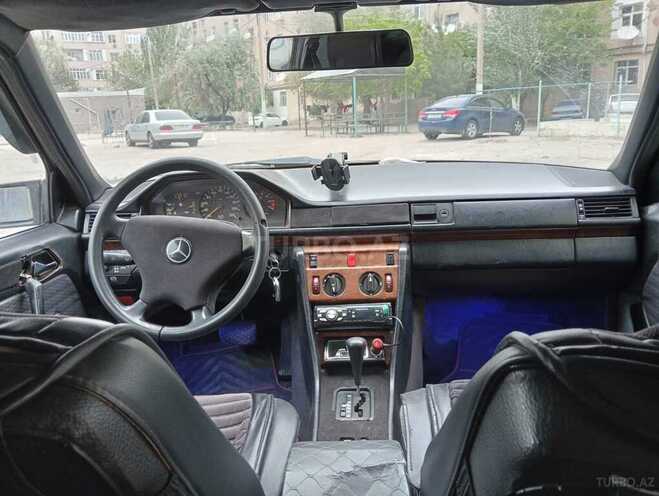Mercedes E 230 1990, 435,000 km - 2.3 l - Sumqayıt