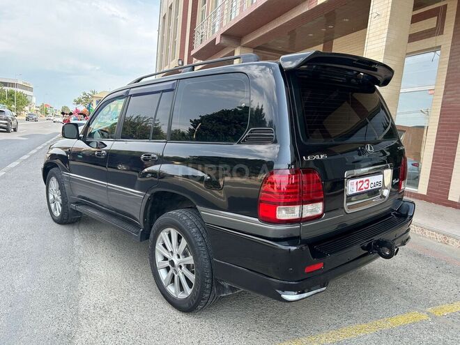 Lexus LX 470-2