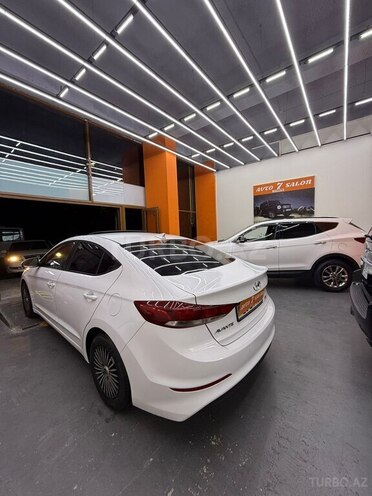 Hyundai Avante-6