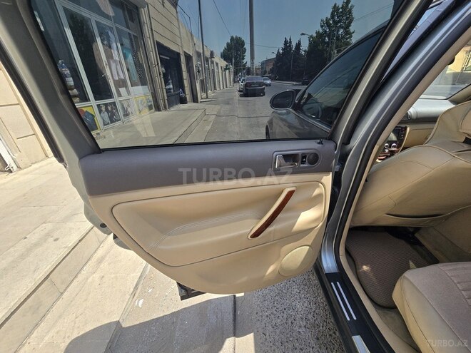 Volkswagen Passat 2004, 267,739 km - 1.8 l - Bakı