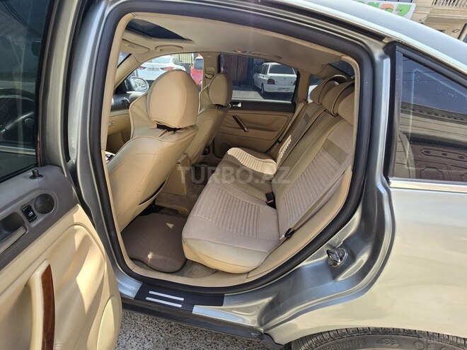 Volkswagen Passat 2004, 267,739 km - 1.8 l - Bakı