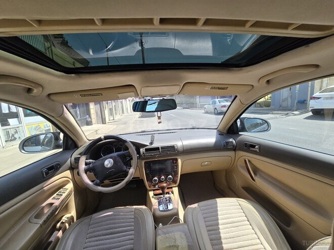 Volkswagen Passat 2004, 267,739 km - 1.8 l - Bakı