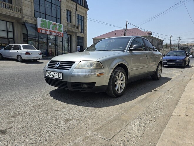 Volkswagen Passat 2004, 267,739 km - 1.8 l - Bakı