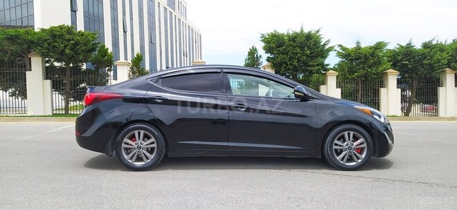 Hyundai Elantra 2015, 236,574 km - 1.8 л - Bakı