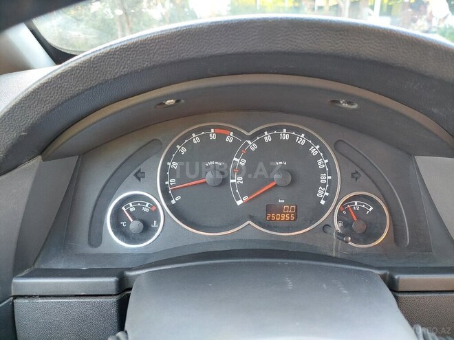 Opel Meriva 2006, 250,000 km - 1.3 л - Göygöl