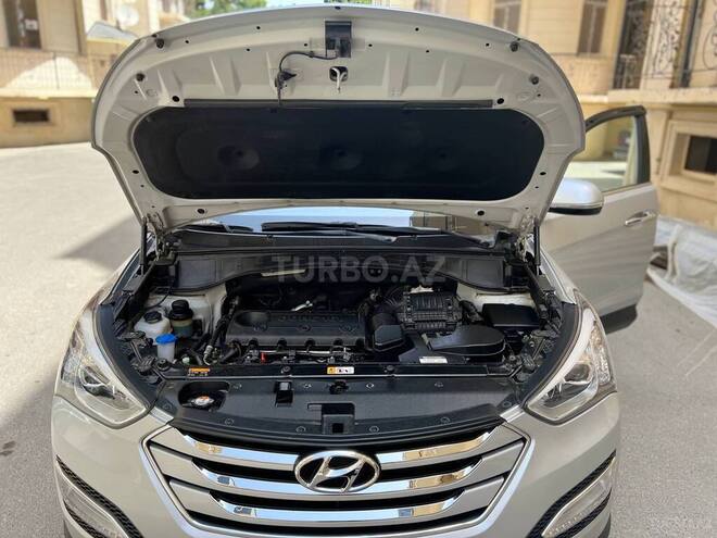 Hyundai Santa Fe-16