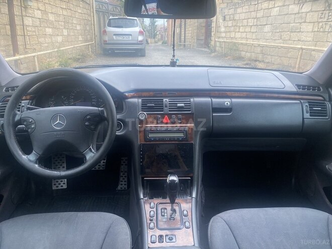 Mercedes E 270 2001, 450,000 km - 2.7 л - Bakı