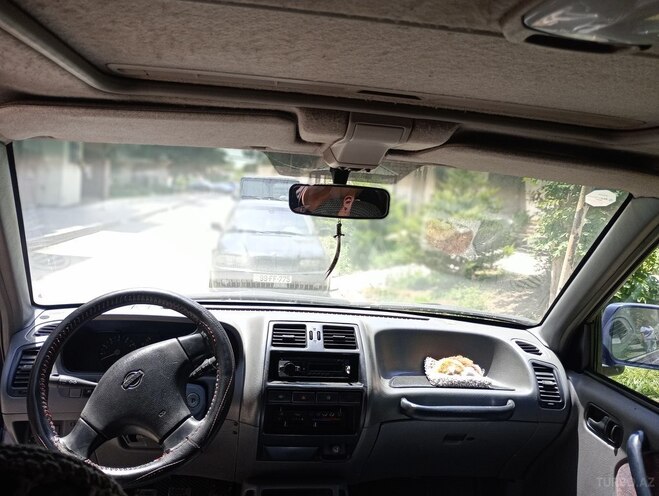 Nissan Terrano 1997, 400,000 km - 3.3 l - Bakı