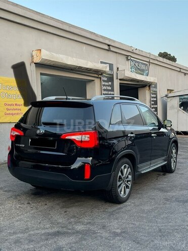 Kia Sorento-5