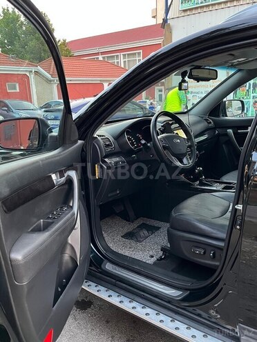 Kia Sorento-9