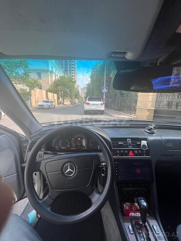 Mercedes C 180 1999, 233,362 km - 1.8 л - Bakı