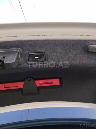 Audi A6 2012, 171,023 km - 3.0 л - Bakı