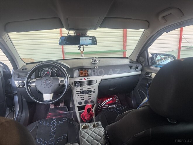 Opel Astra 2008, 214,000 km - 1.4 l - Tovuz