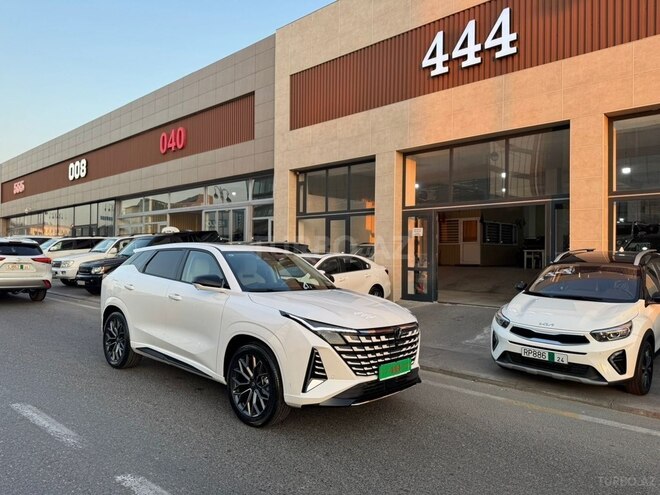 Changan  2024, 15,000 km - 1.5 l - Bakı