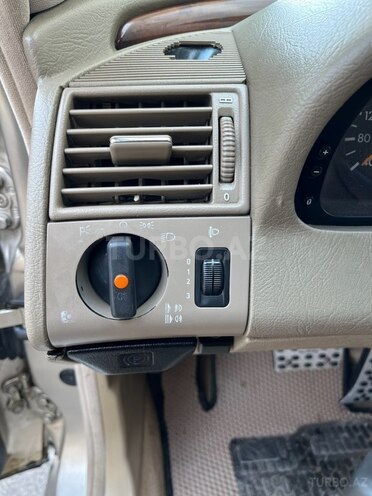 Mercedes C 240 1997, 404,000 km - 2.4 l - Ağdam