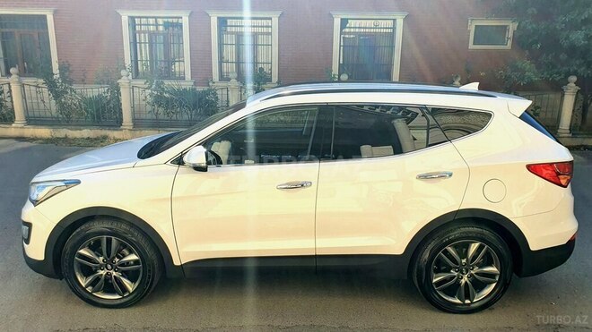 Hyundai Santa Fe-6