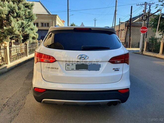 Hyundai Santa Fe-4
