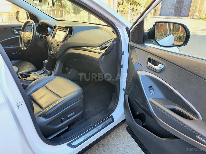 Hyundai Santa Fe-9