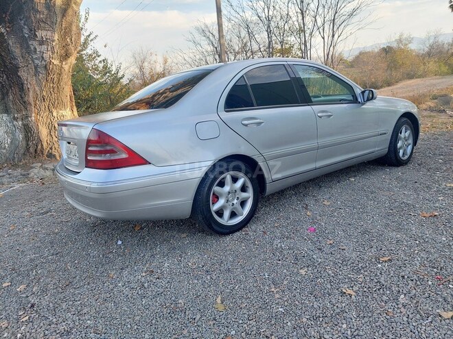 Mercedes C 240 2001, 532,000 km - 2.6 l - Qazax