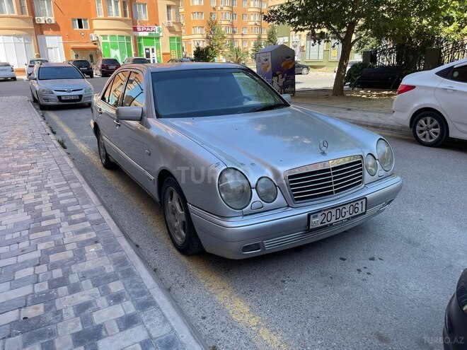 Mercedes E 200 1999, 350,000 km - 2.0 л - Bakı