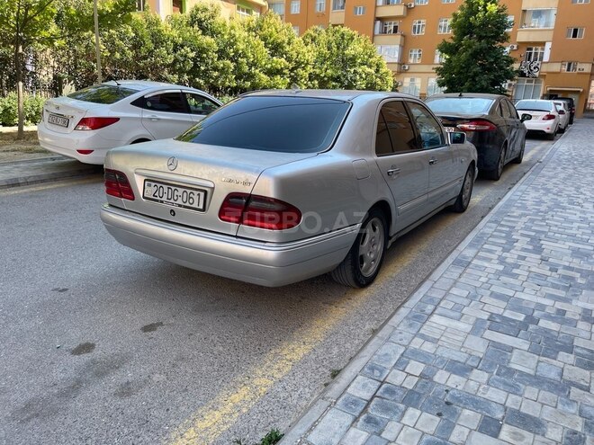 Mercedes E 200 1999, 350,000 km - 2.0 л - Bakı