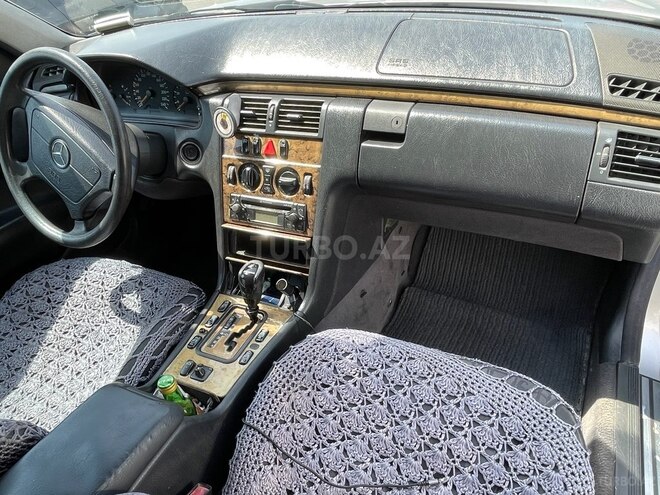 Mercedes E 200 1999, 350,000 km - 2.0 л - Bakı