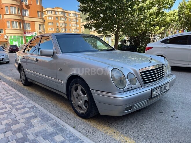 Mercedes E 200 1999, 350,000 km - 2.0 л - Bakı