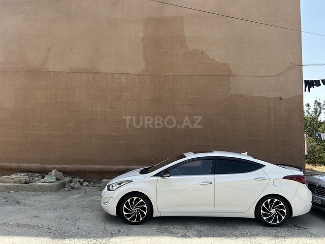 Hyundai Avante 2014, 131,000 km - 1.6 л - Bakı