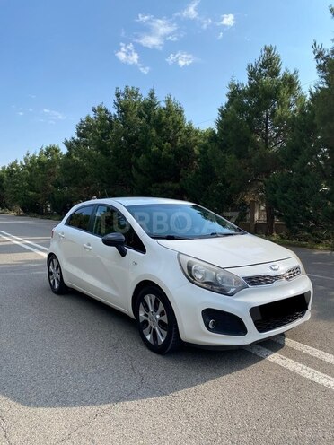 Kia Rio 2014, 176,100 km - 1.1 л - Gəncə