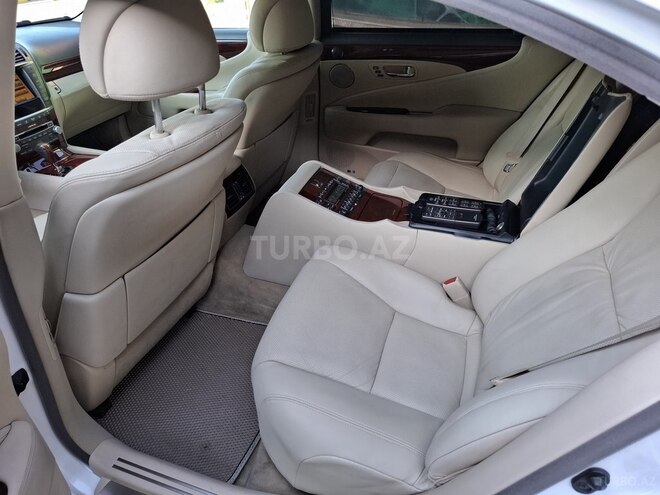 Lexus  2012, 177,000 km - 4.6 l - Bakı