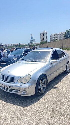 Mercedes C 320 2000, 200,000 km - 3.2 l - Bakı