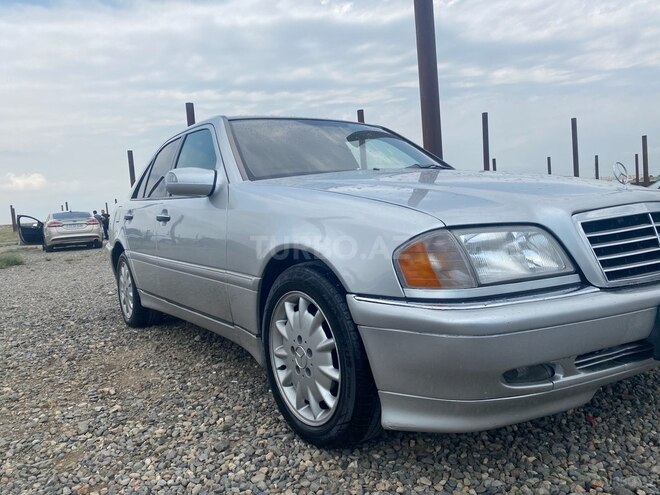 Mercedes C 230 1998, 237,000 km - 2.3 л - Tovuz