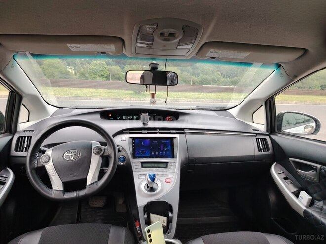 Toyota Prius 2013, 454,479 km - 1.8 л - Qəbələ
