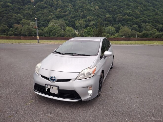 Toyota Prius 2013, 454,479 km - 1.8 л - Qəbələ