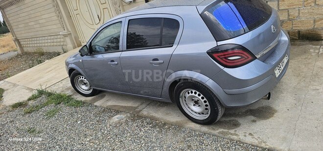 Opel Astra 2009, 350,053 km - 1.4 l - Gəncə