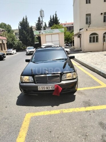 Mercedes C 220 d 1999, 526,504 km - 2.2 l - Bakı