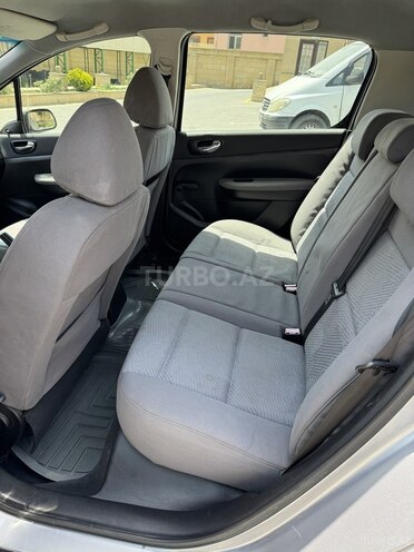 Peugeot 307 2004, 242,000 km - 1.6 l - Bakı