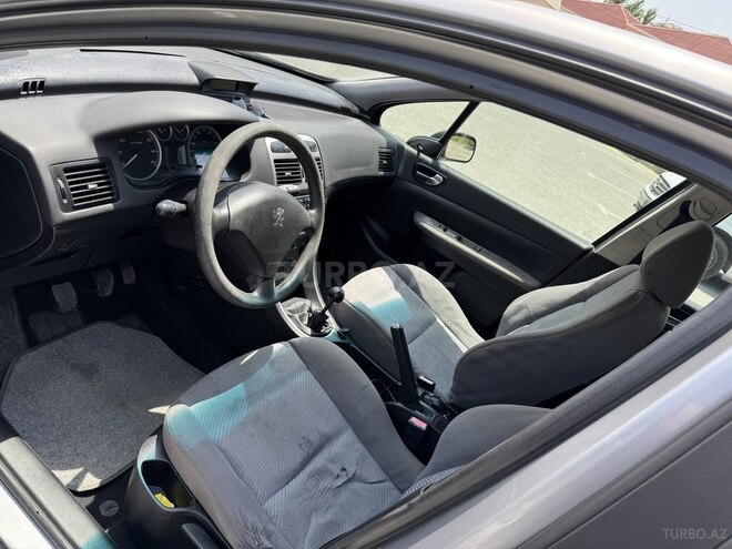 Peugeot 307 2004, 242,000 km - 1.6 l - Bakı