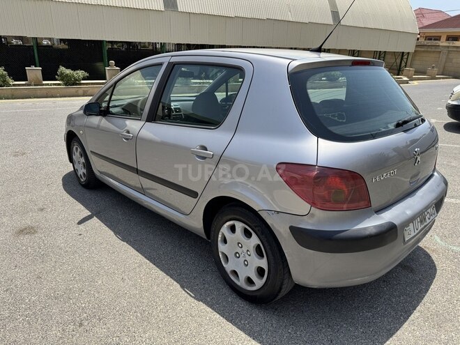 Peugeot 307 2004, 242,000 km - 1.6 l - Bakı