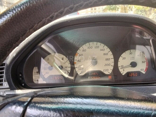 Mercedes C 220 d 1999, 526,504 km - 2.2 l - Bakı