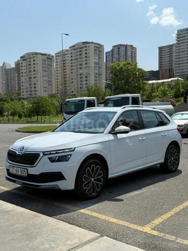 Skoda Kamiq 2023, 32,000 km - 1.6 л - Bakı