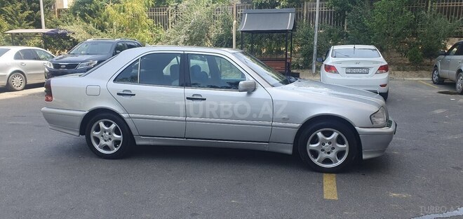 Mercedes C 230 1998, 550,000 km - 2.4 l - Bakı